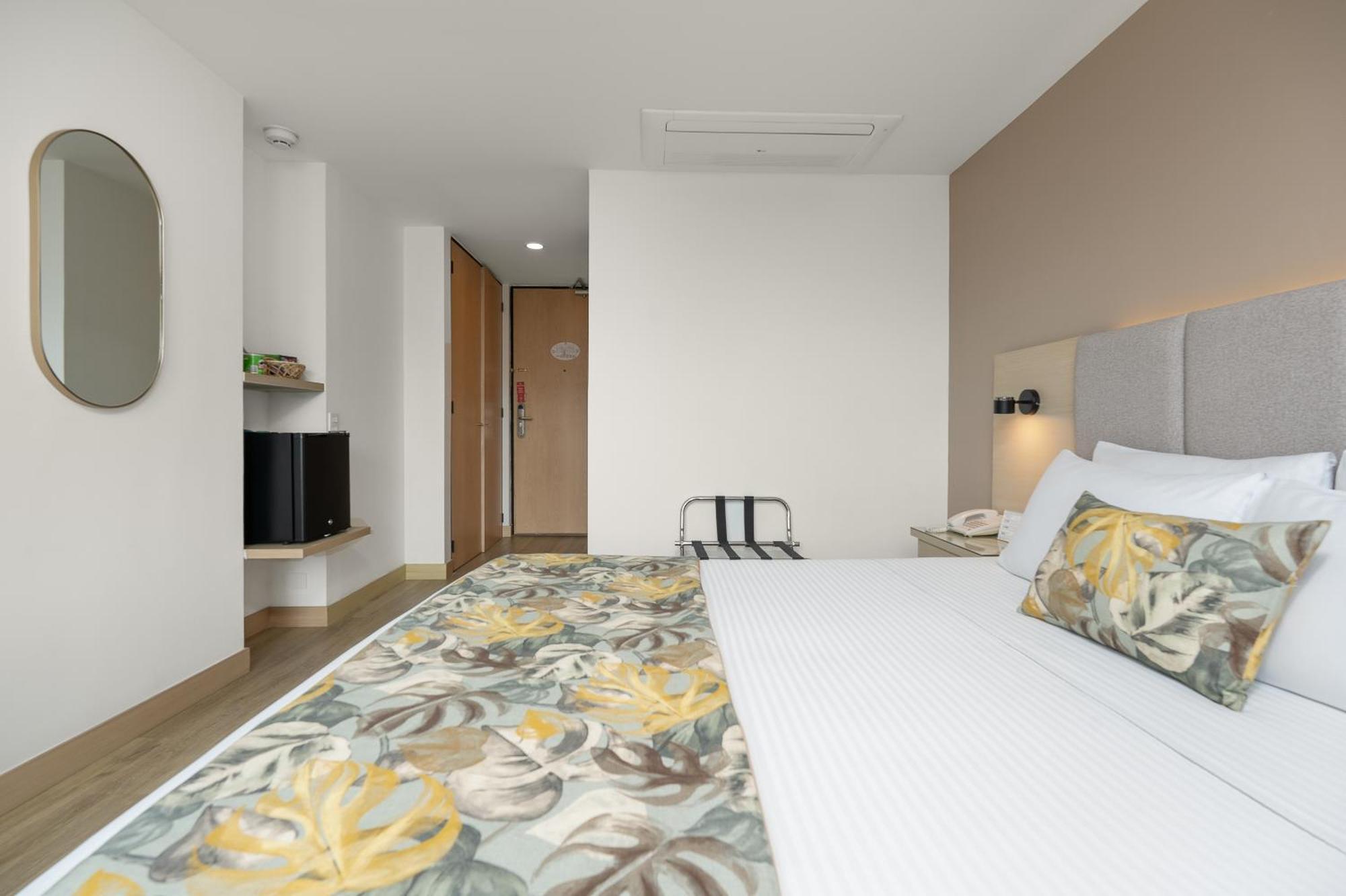 Novelty Suites Hotel Medellín Dış mekan fotoğraf