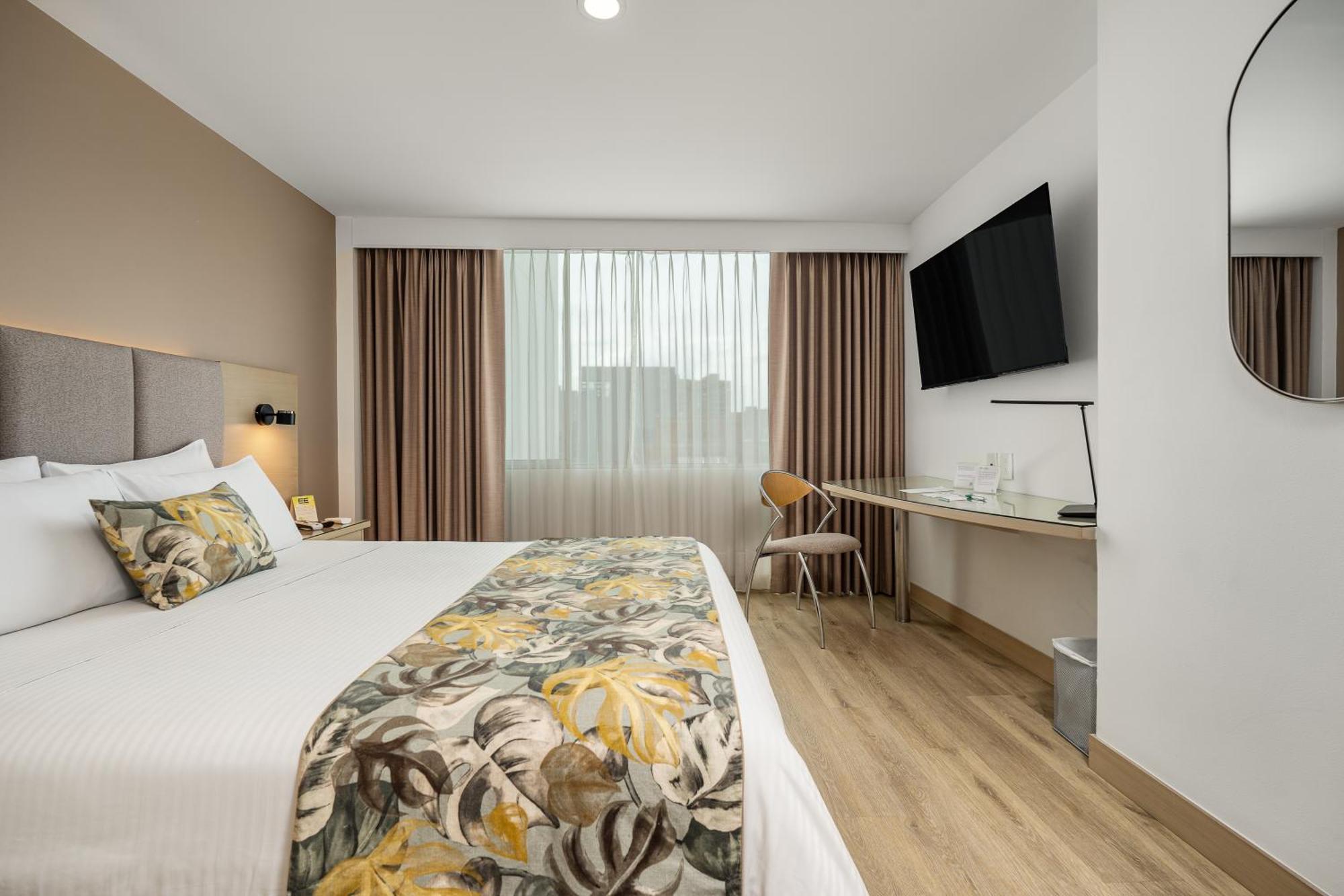 Novelty Suites Hotel Medellín Dış mekan fotoğraf