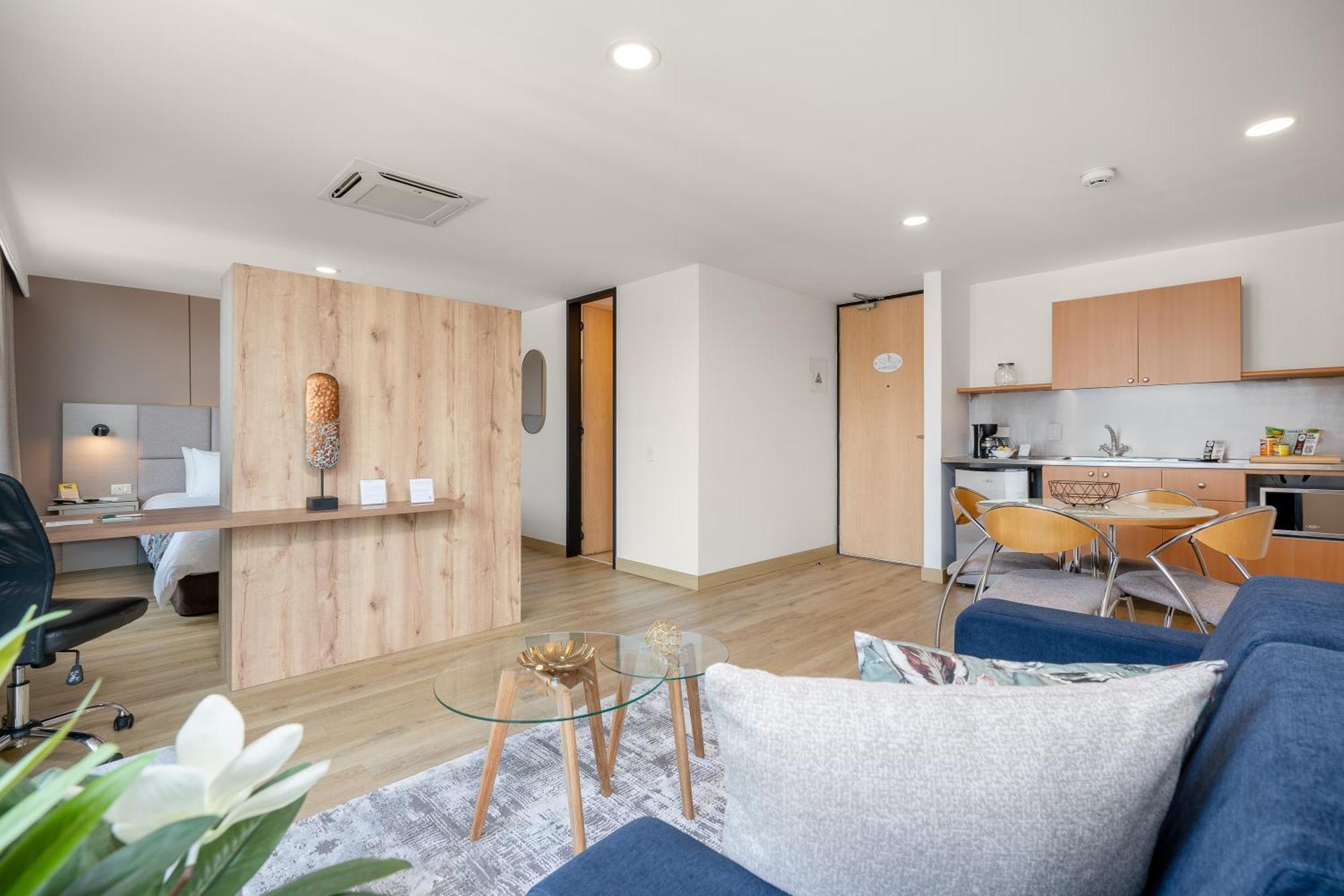 Novelty Suites Hotel Medellín Dış mekan fotoğraf